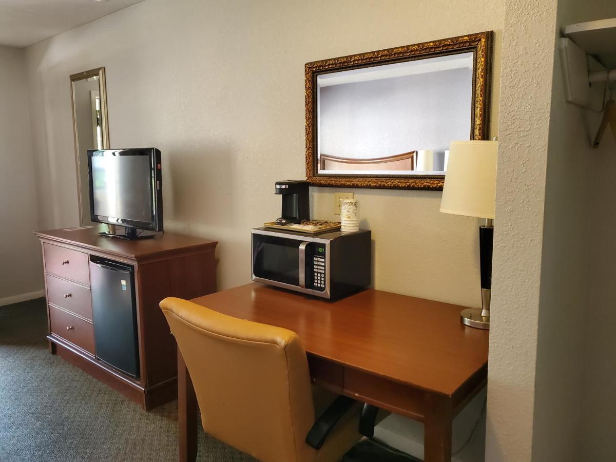 University Inn Cullowhee Esterno foto